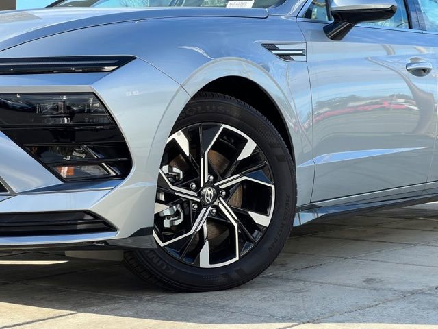New 2025 Hyundai Sonata SEL image 2
