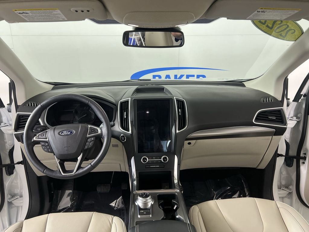 Used 2022 Ford Edge Titanium image 21
