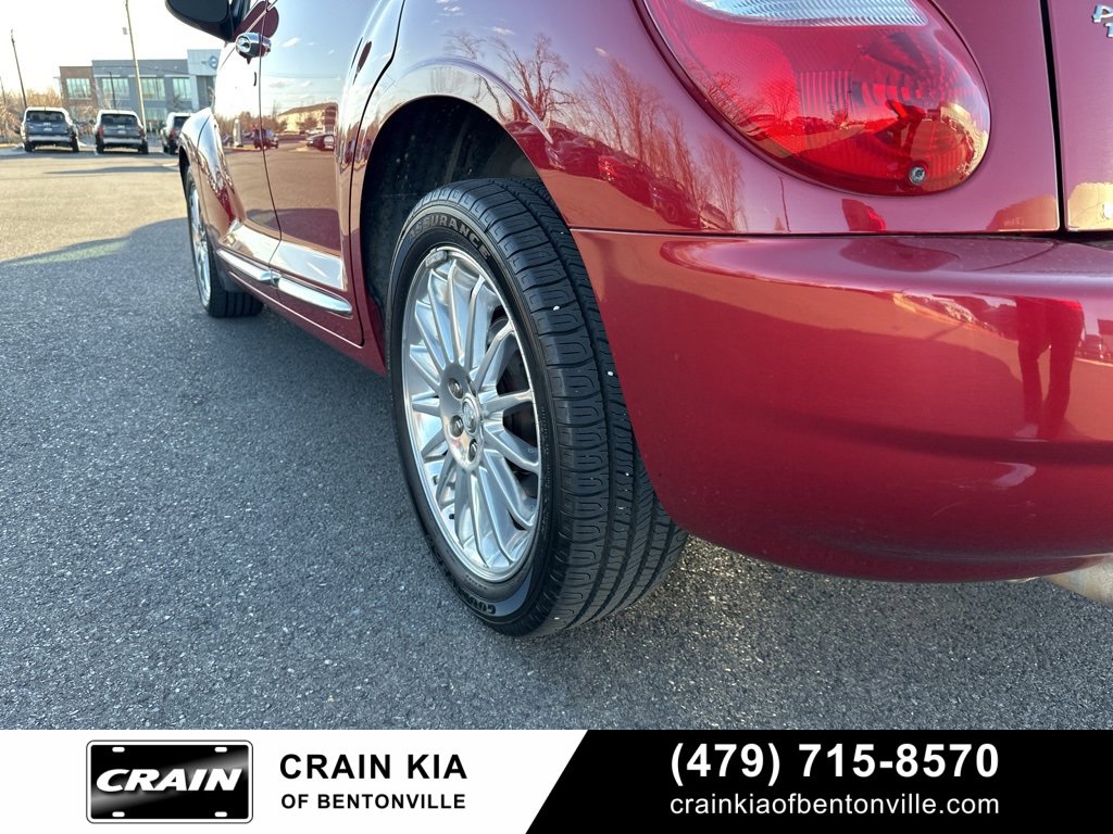 Used 2008 Chrysler PT Cruiser Limited image 11