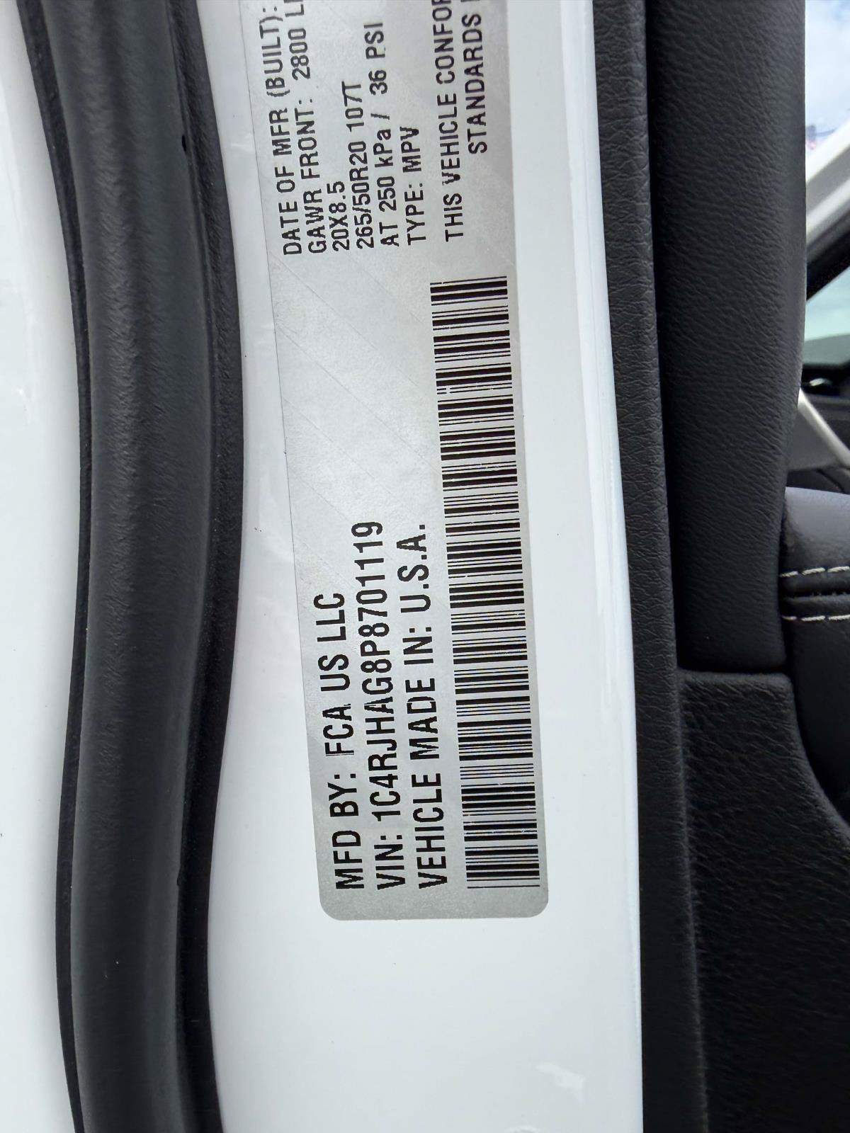 Used 2023 Jeep Grand Cherokee Altitude AWD/4WD image 18