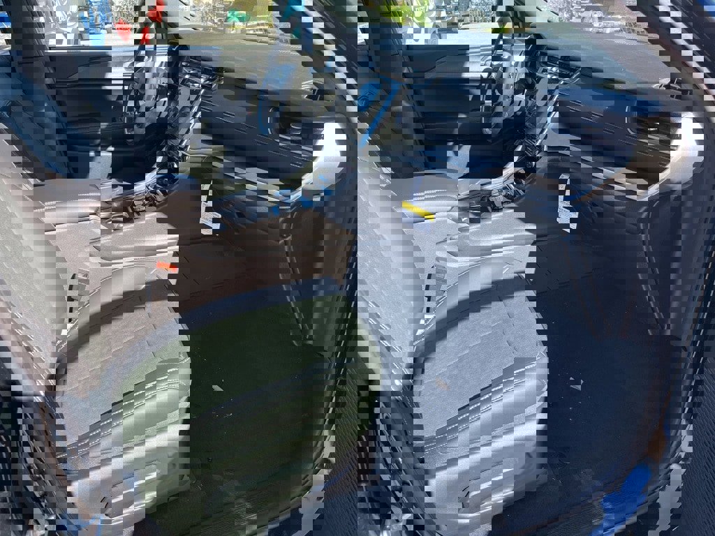 New 2025 Jeep Grand Cherokee Altitude image 11