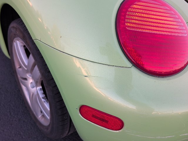 Used 2005 Volkswagen Beetle GLS FWD image 15