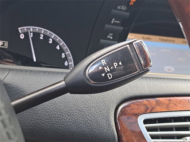 Used 2012 Mercedes-Benz CL 550 4MATIC image 32