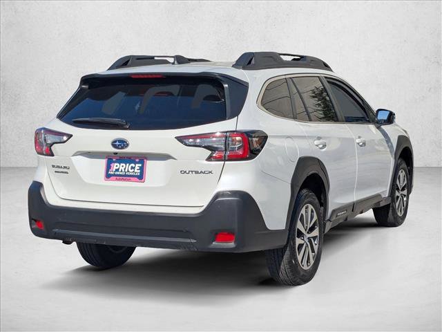 Used 2025 Subaru Outback Premium image 5