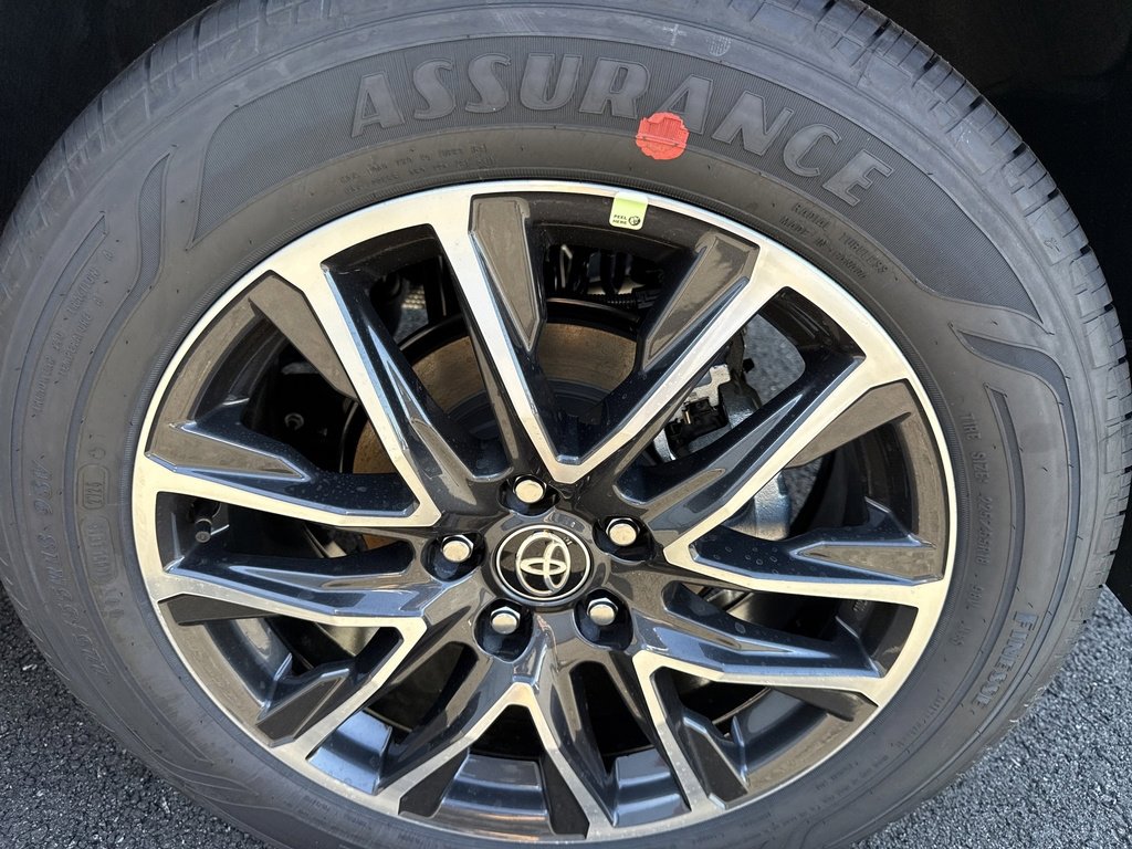 New 2026 Toyota Corolla Cross XLE image 5