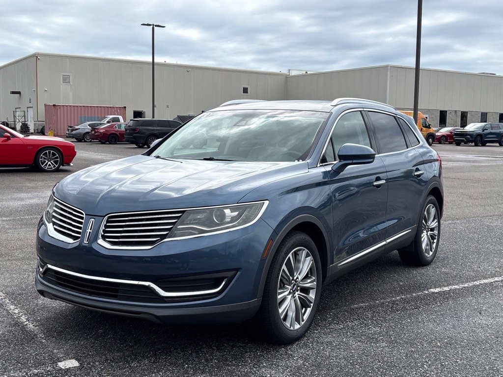 Used 2018 Lincoln MKX Reserve w/ Driver Assistance Package AWD/4WD image 9