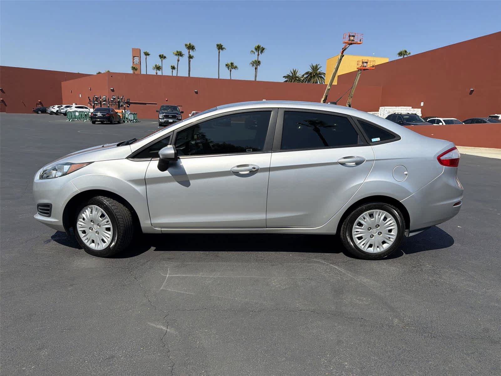 Used 2019 Ford Fiesta S FWD image 3