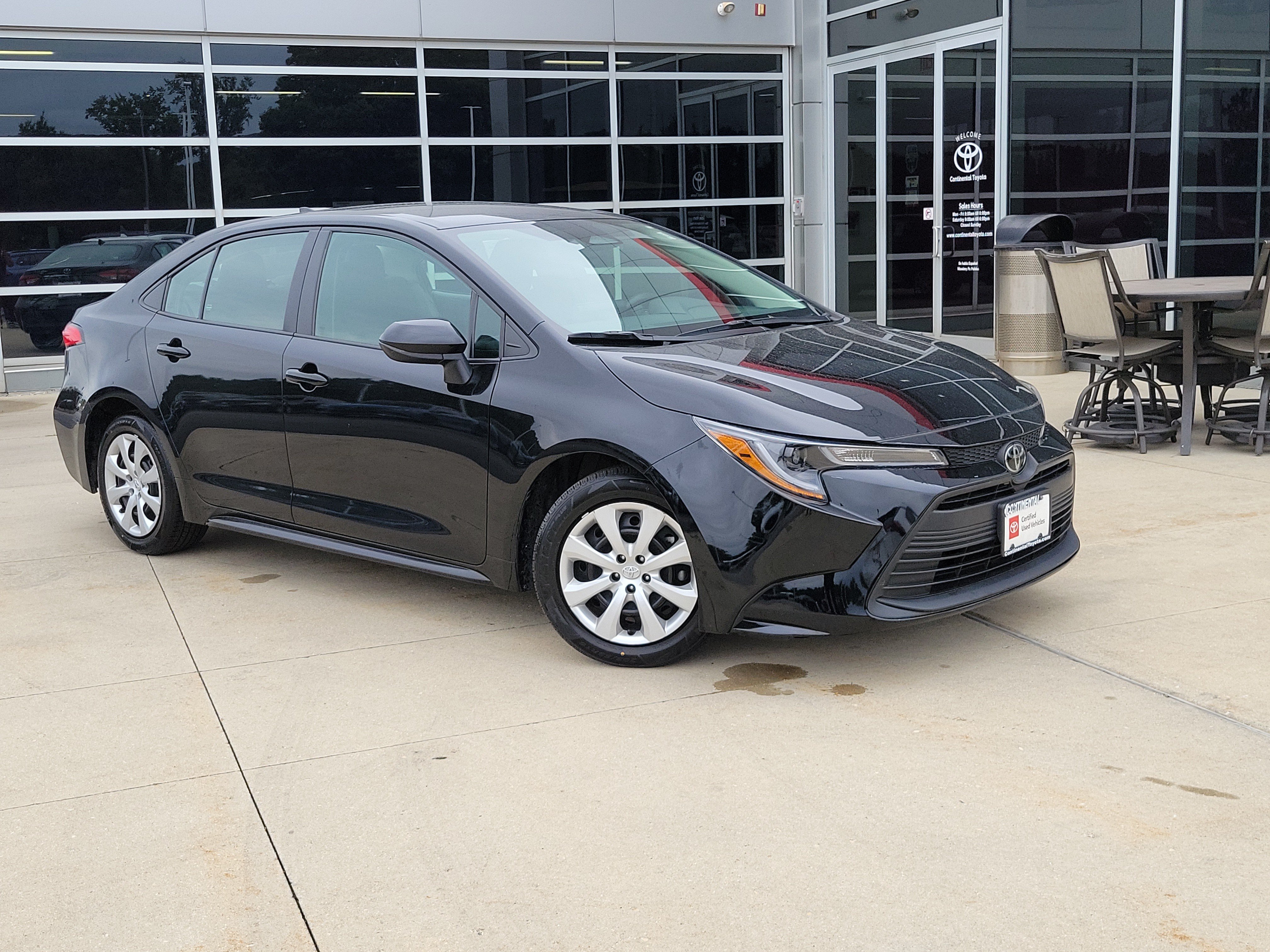 Certified 2024 Toyota Corolla LE FWD image 32