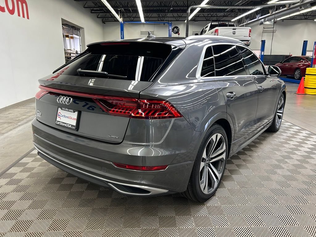Used 2022 Audi Q8 Prestige AWD/4WD image 12