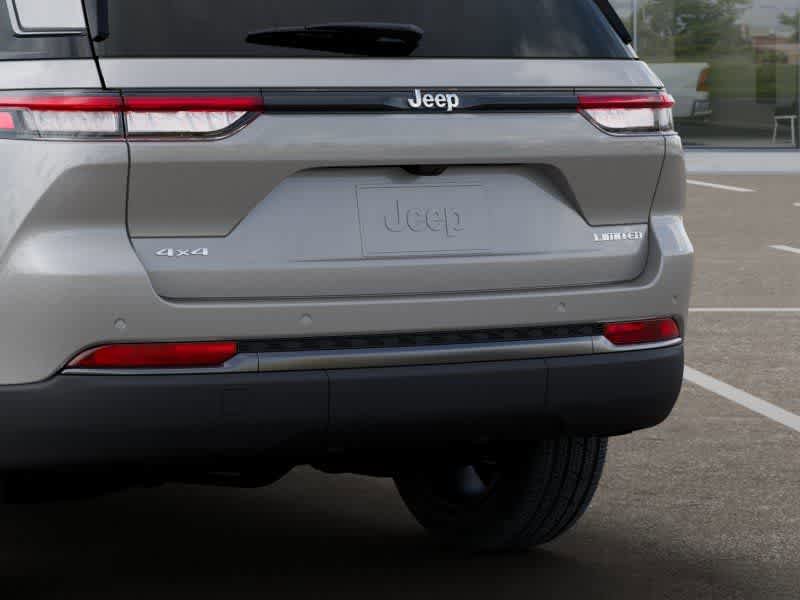 New 2026 Jeep Grand Cherokee Limited w/ Limited Altitude Package AWD/4WD image 13