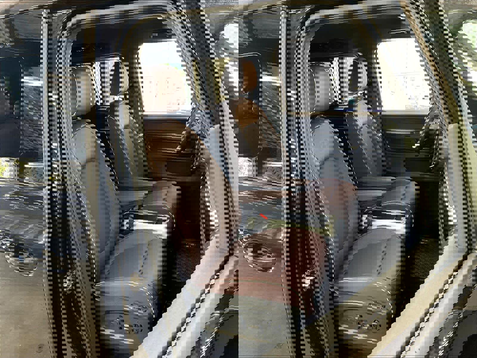 New 2025 Volkswagen ID. Buzz Pro S image 30