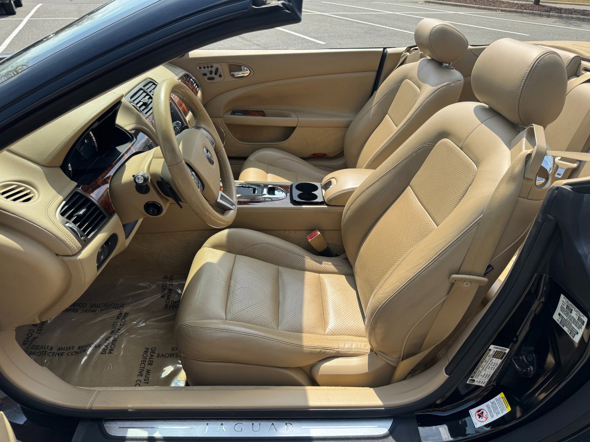 Used 2008 Jaguar XK Convertible image 28