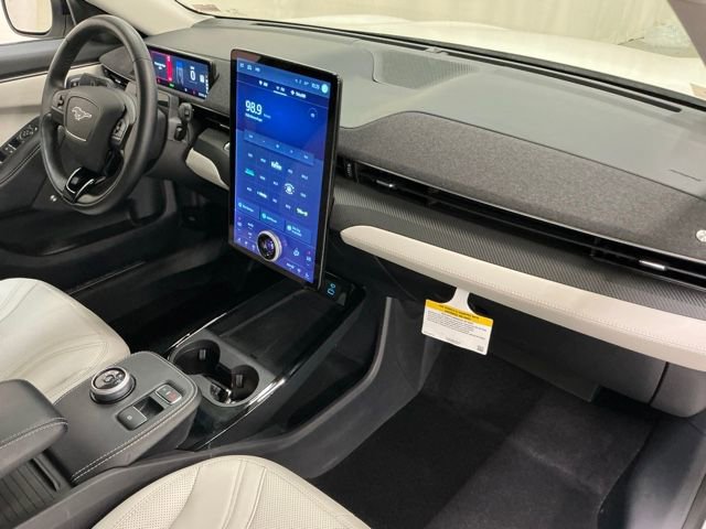 Used 2023 Ford Mustang Mach-E Premium image 19