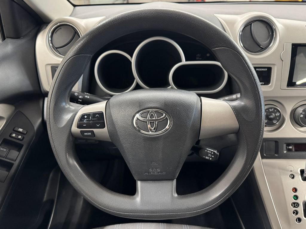 Used 2011 Toyota Matrix image 19