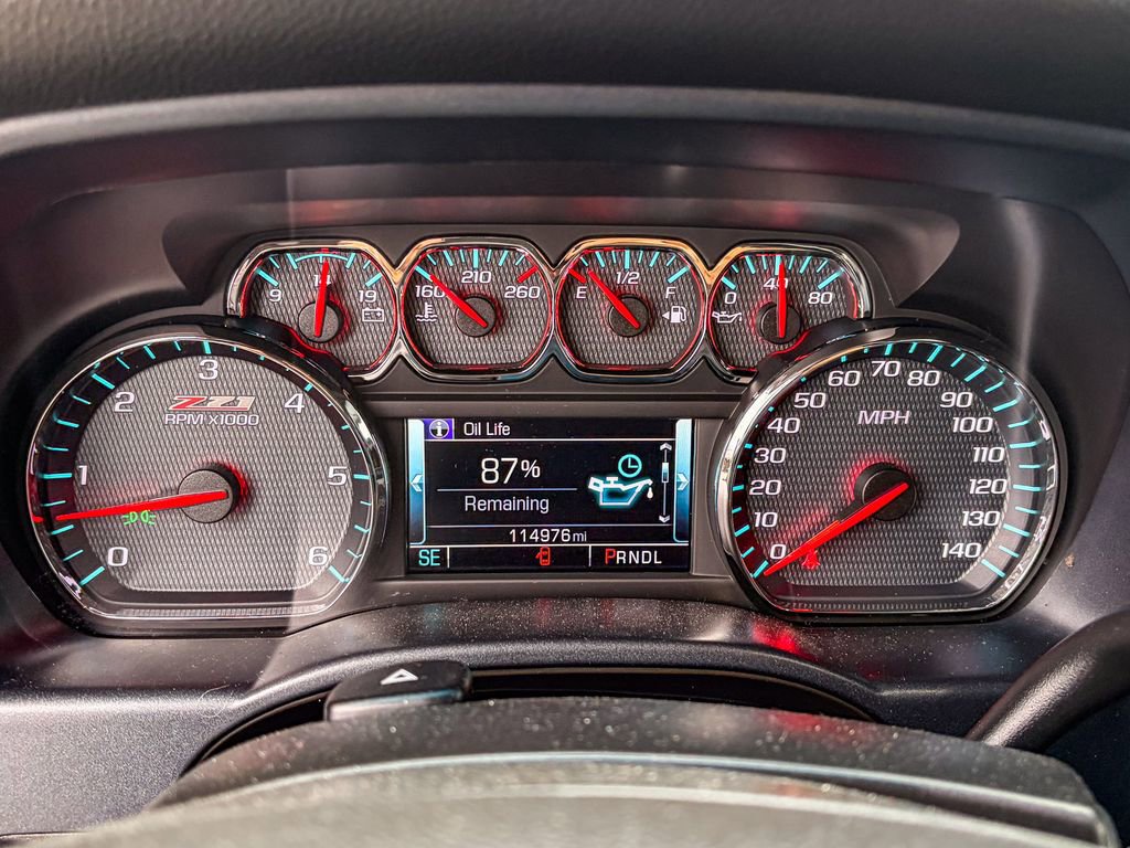 Used 2018 Chevrolet Silverado 1500 LT w/ All Star Edition AWD/4WD image 10