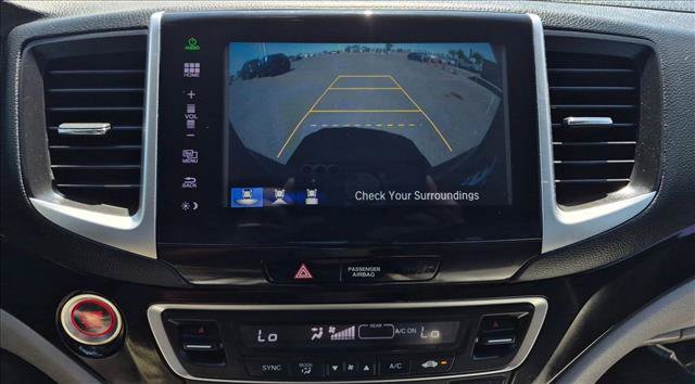Used 2016 Honda Pilot Touring image 19