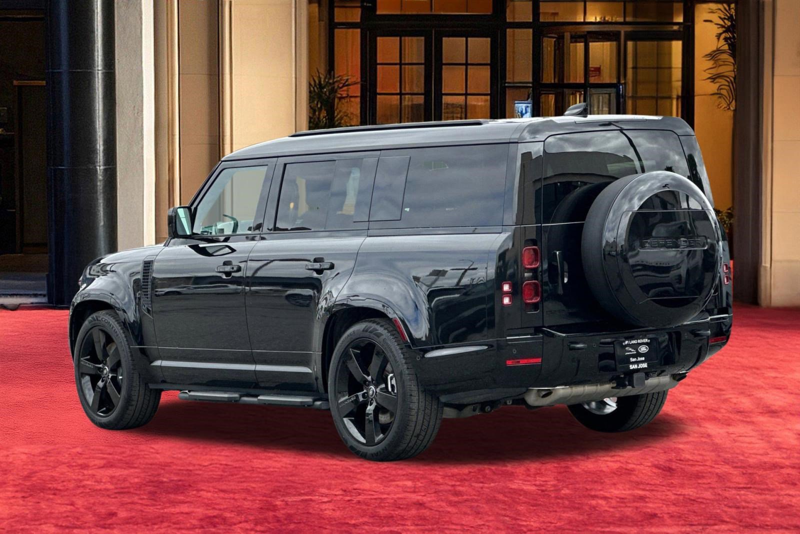 Certified 2025 Land Rover Defender 130 X-Dynamic SE AWD/4WD image 3