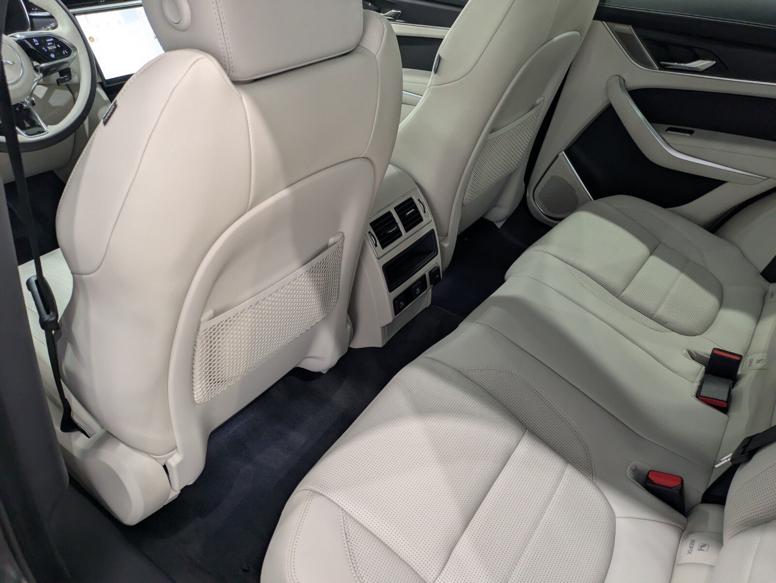 New 2026 Jaguar F-PACE R-Dynamic S AWD/4WD image 12