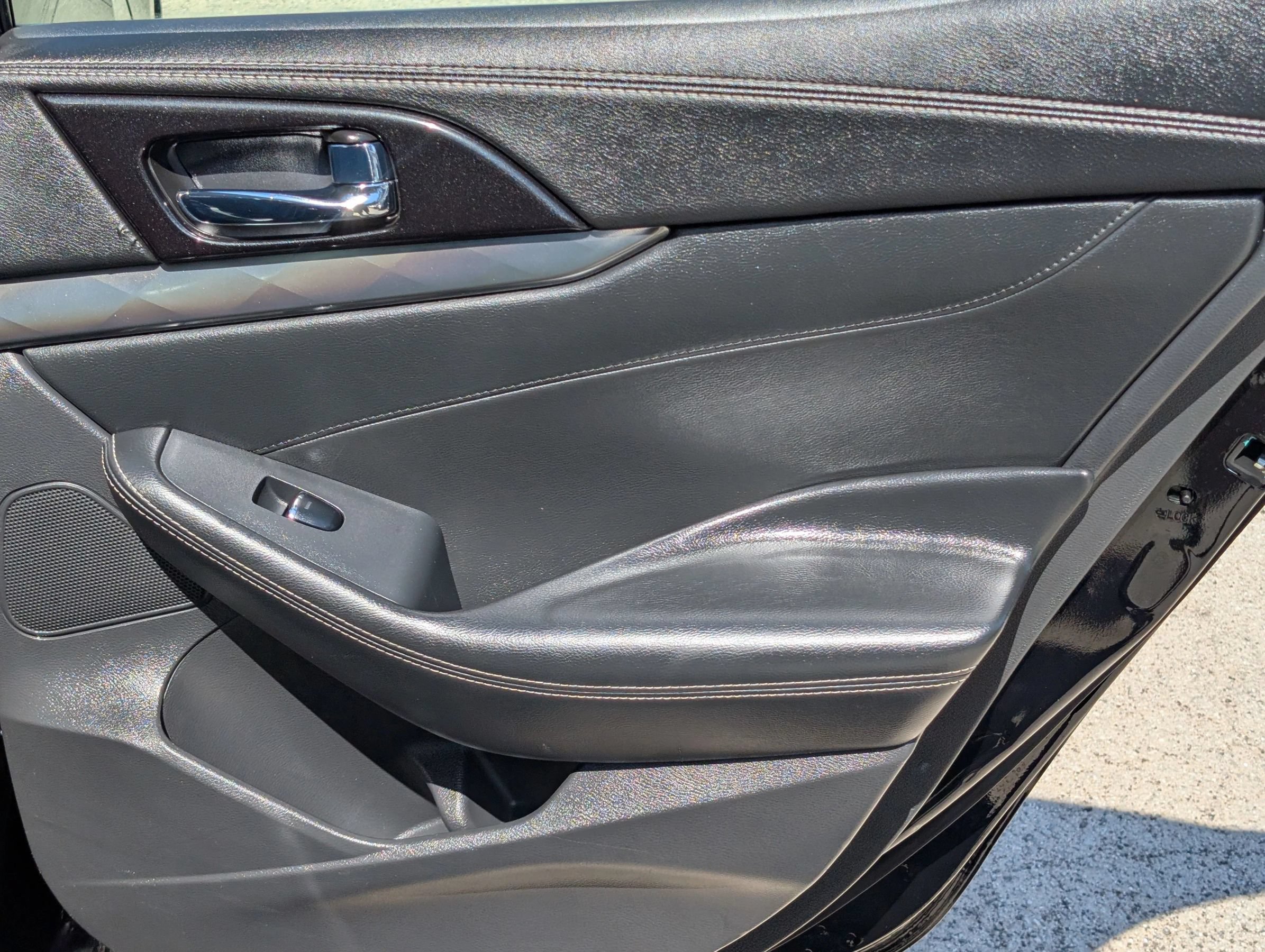 Used 2020 Nissan Maxima 3.5 SV w/ Floor Mat Group FWD image 36