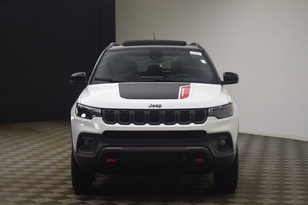 New 2026 Jeep Compass Trailhawk image 2