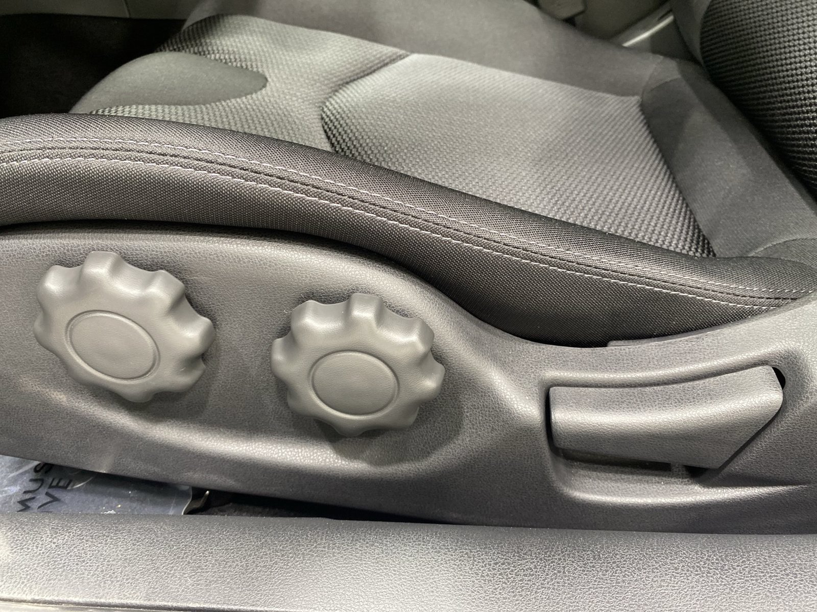 Used 2026 Nissan Z Sport w/ Floor Mat Package RWD image 12