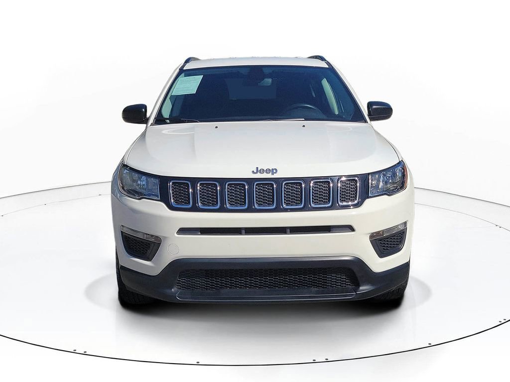 Used 2019 Jeep Compass Sport w/ Tech Group image 2