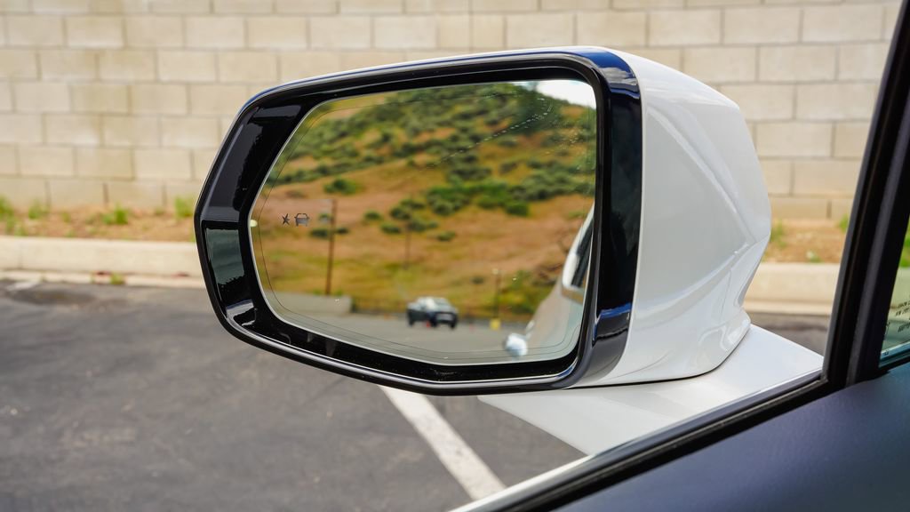 Certified 2023 Cadillac XT6 Premium Luxury w/ Technology Package image 16