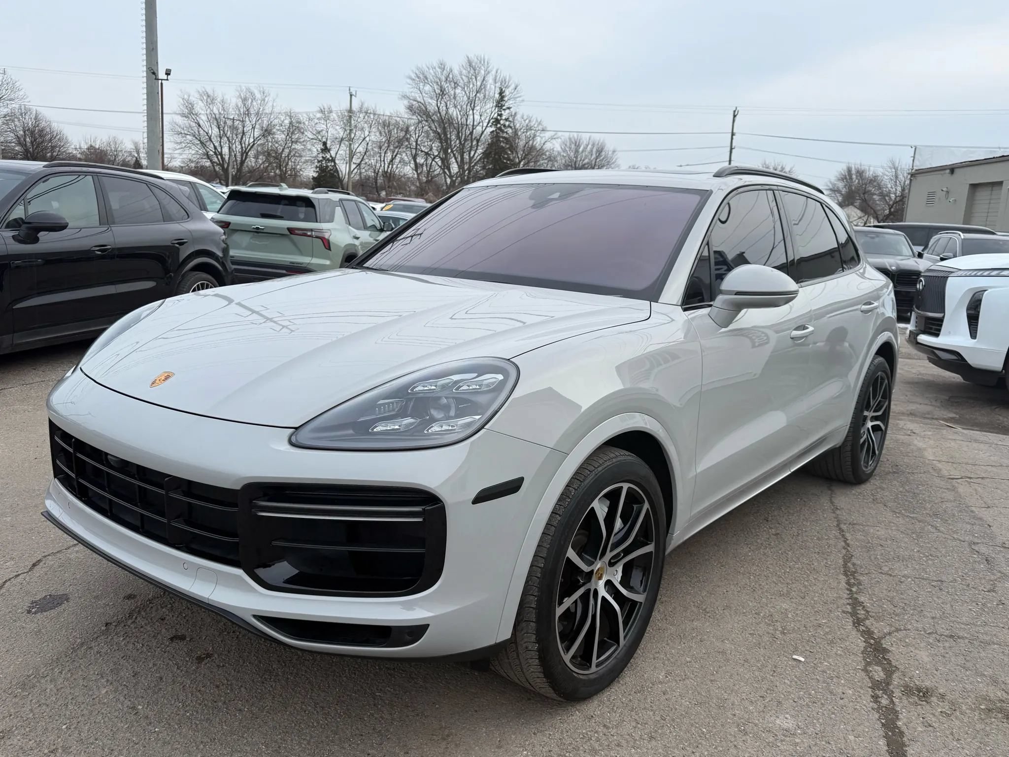 Used 2023 Porsche Cayenne Turbo w/ Premium Package Plus AWD/4WD image 2