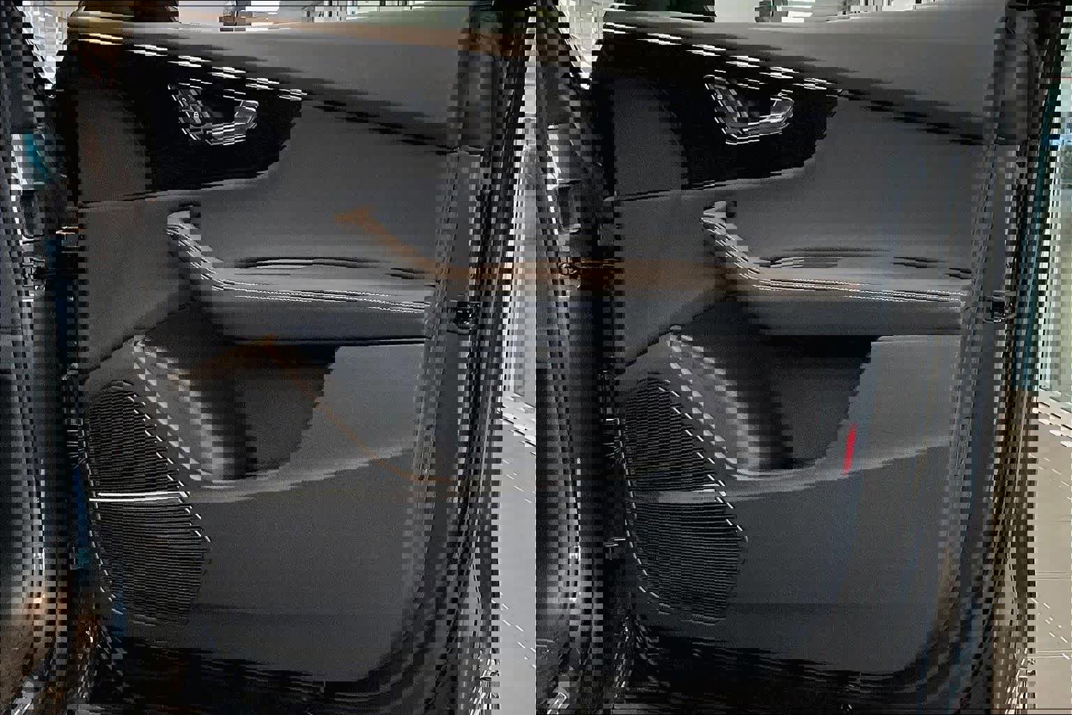 Certified 2025 Audi Q8 Premium Plus w/ Premium Plus Package image 22