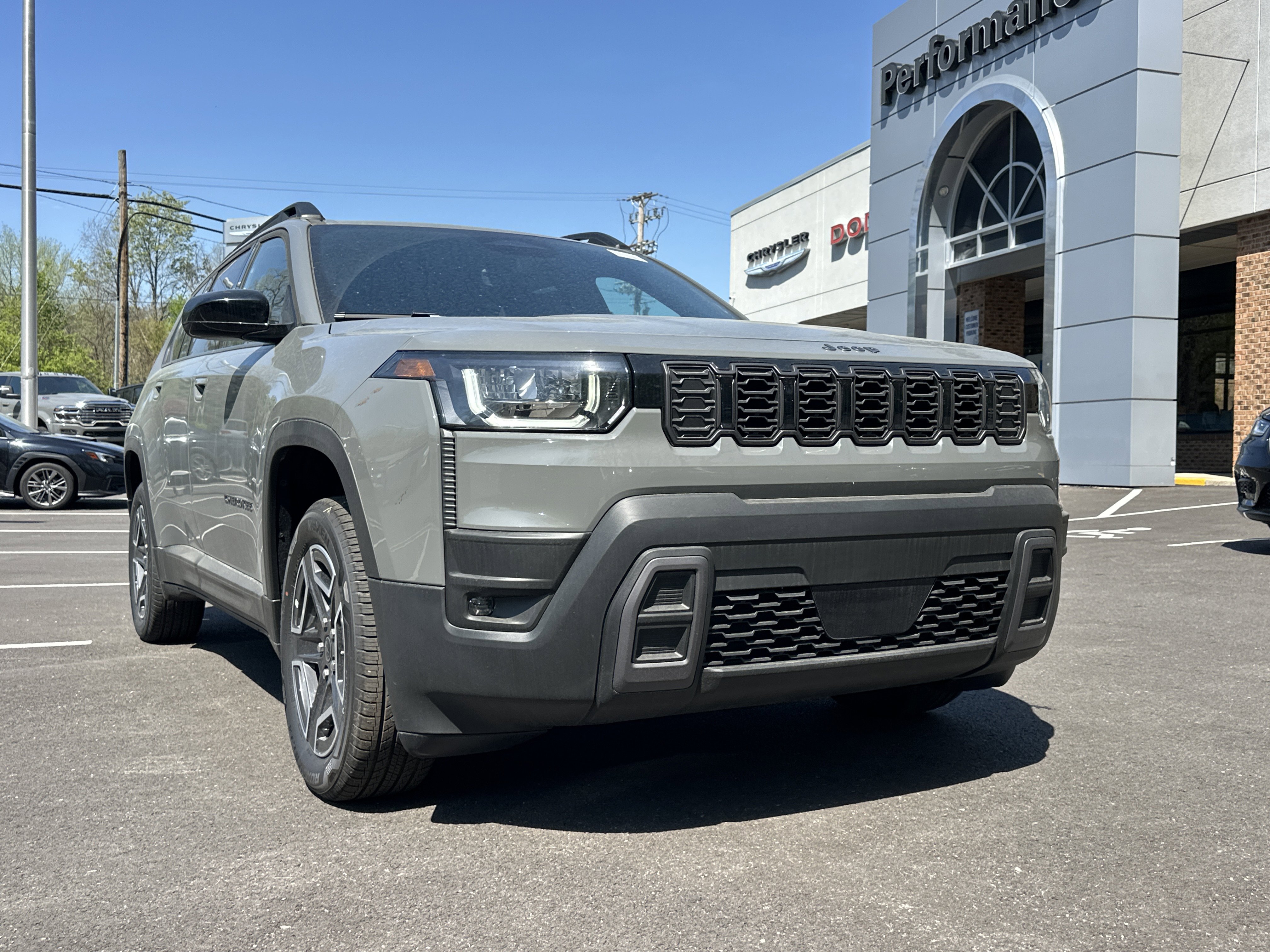 New 2026 Jeep Cherokee Laredo AWD/4WD image 18