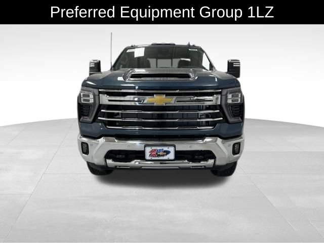 New 2026 Chevrolet Silverado 2500 LTZ w/ LTZ Premium Package AWD/4WD image 2