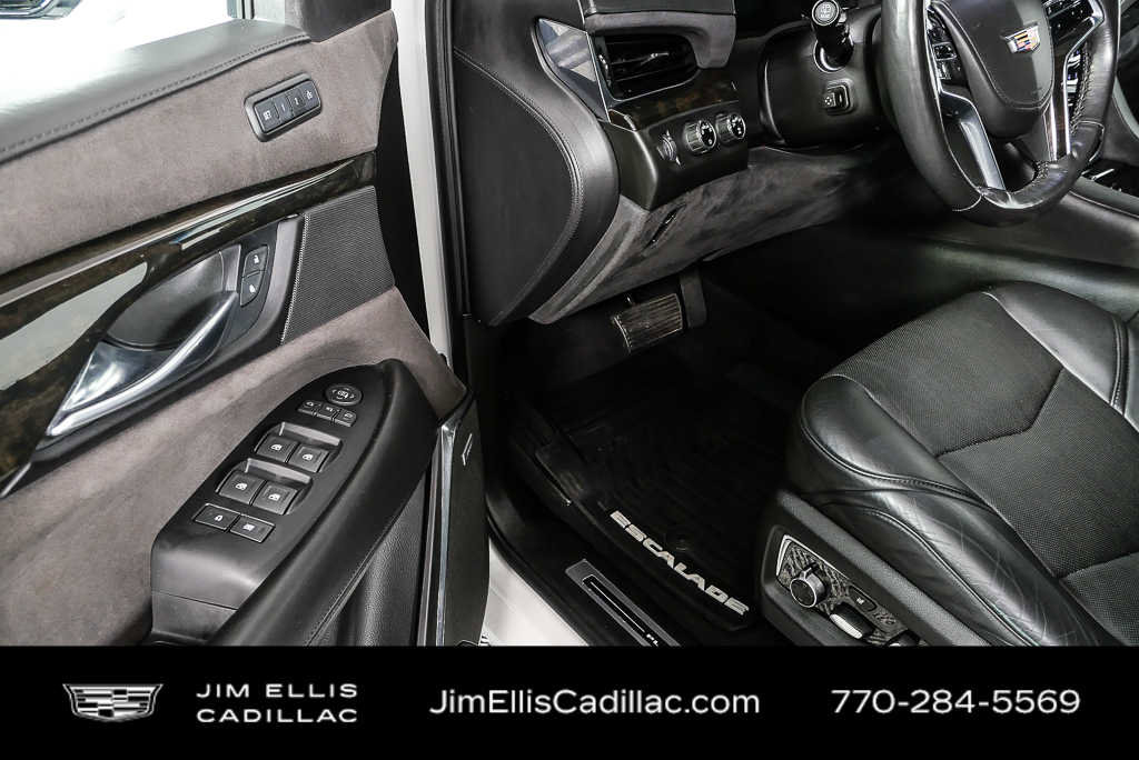 Used 2018 Cadillac Escalade ESV Platinum AWD/4WD image 8