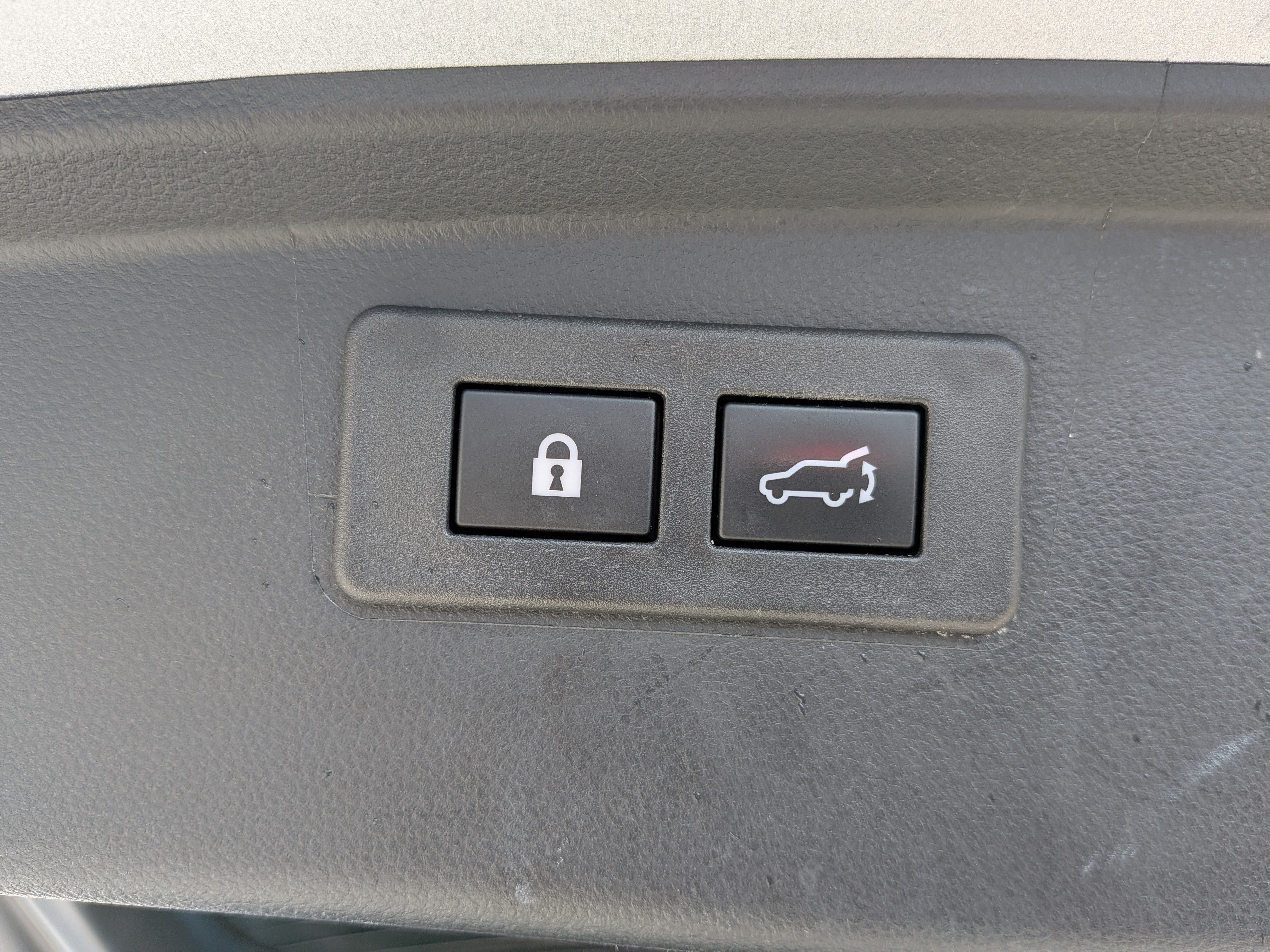 Certified 2025 Subaru Outback Limited AWD/4WD image 14