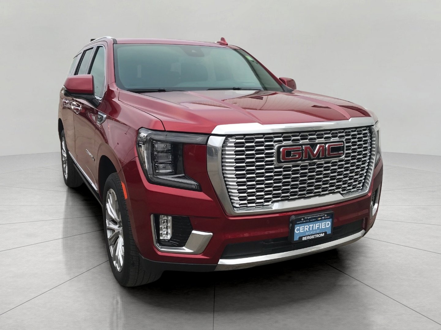 Certified 2023 GMC Yukon Denali w/ Max Trailering Package image 1