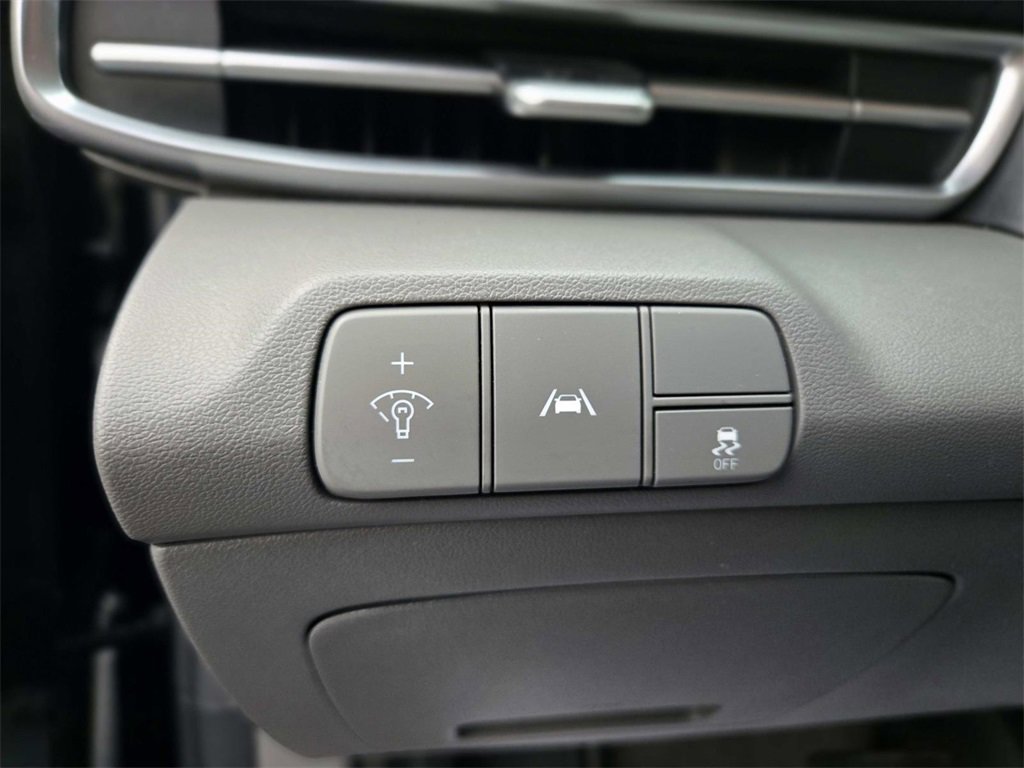 Used 2023 Hyundai Elantra SEL w/ Convenience Package image 33