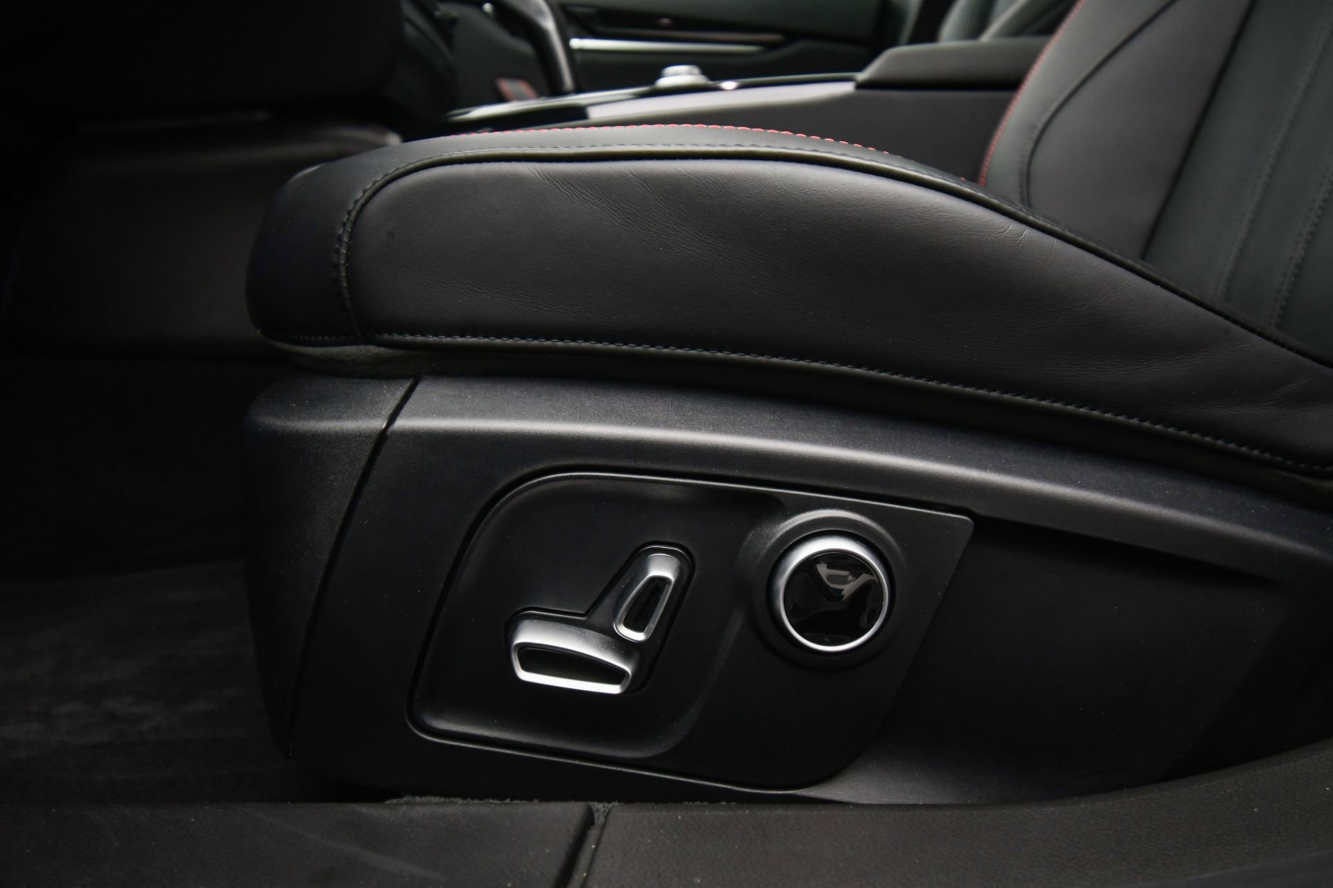 New 2024 Maserati Ghibli Modena Ultima Q4 image 38