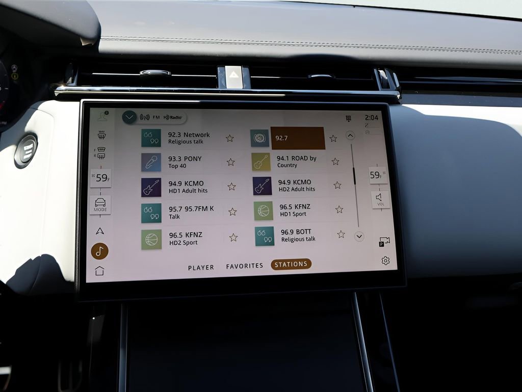 New 2026 Land Rover Range Rover Velar Dynamic SE image 23