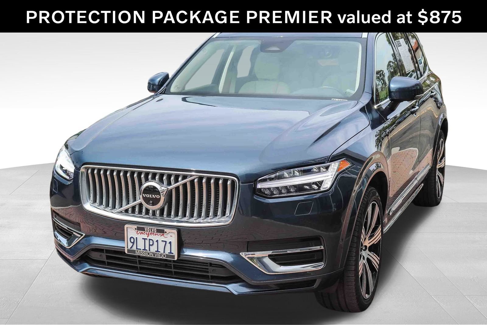 Used 2024 Volvo XC90 T8 Plus w/ Protection Package Premier AWD/4WD image 3
