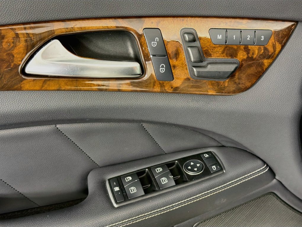 Used 2013 Mercedes-Benz CLS 550 image 23