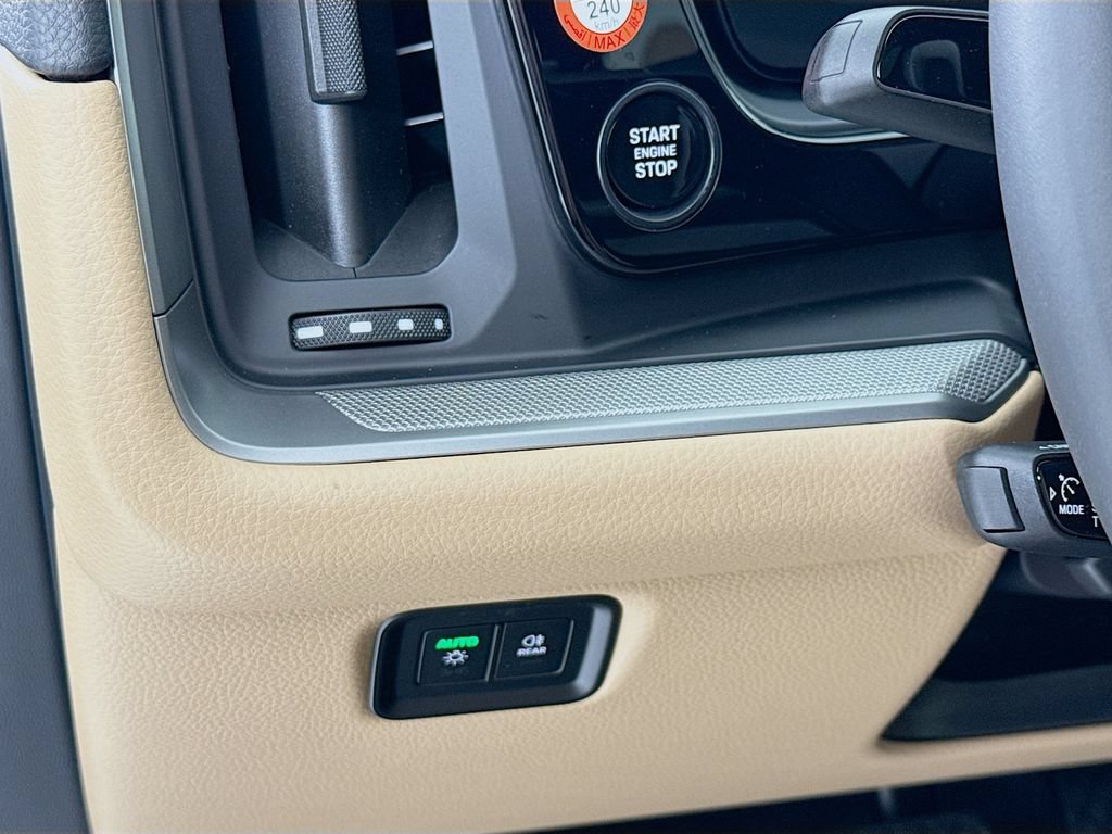 New 2026 Porsche Cayenne E-Hybrid AWD/4WD image 14