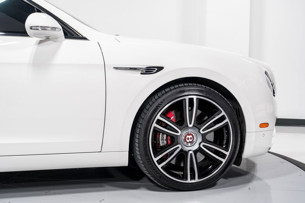 Used 2018 Bentley Flying Spur S V8 image 44