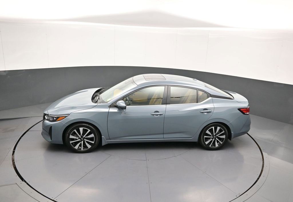 Used 2024 Nissan Sentra SV w/ SV Premium Package FWD image 40