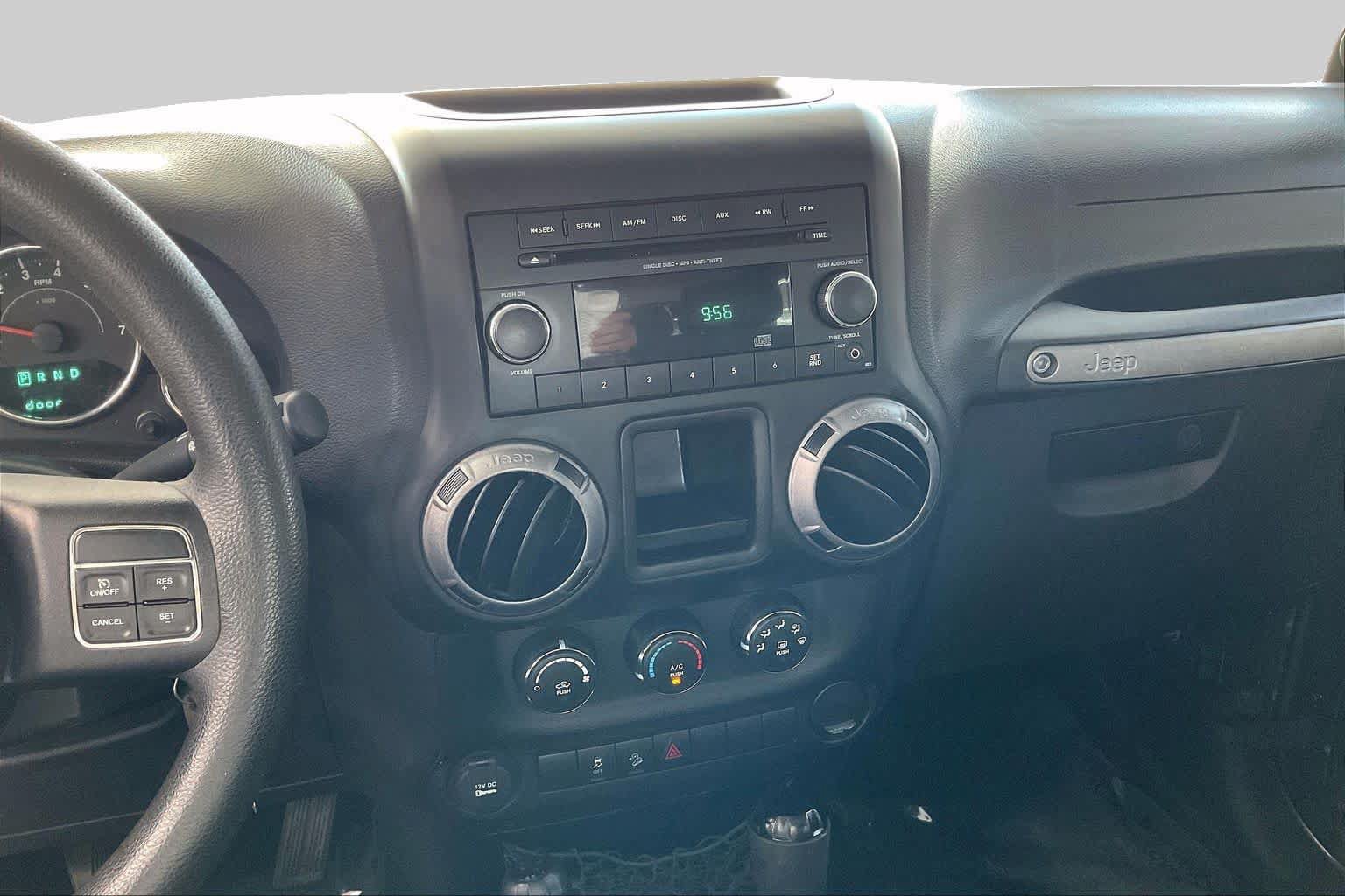 Used 2014 Jeep Wrangler Sport AWD/4WD image 7