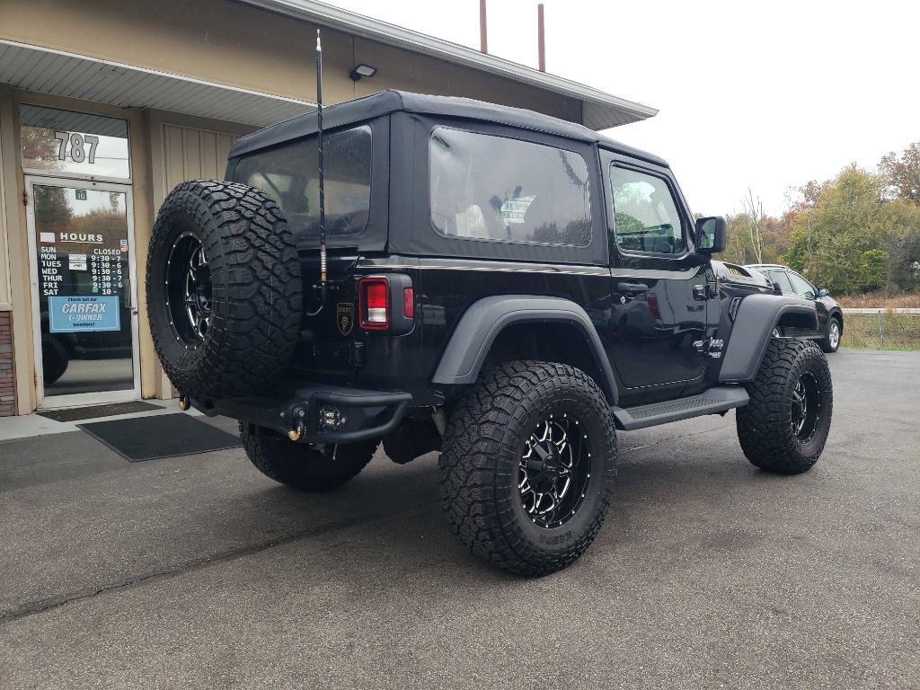 Used 2018 Jeep Wrangler Sport image 7