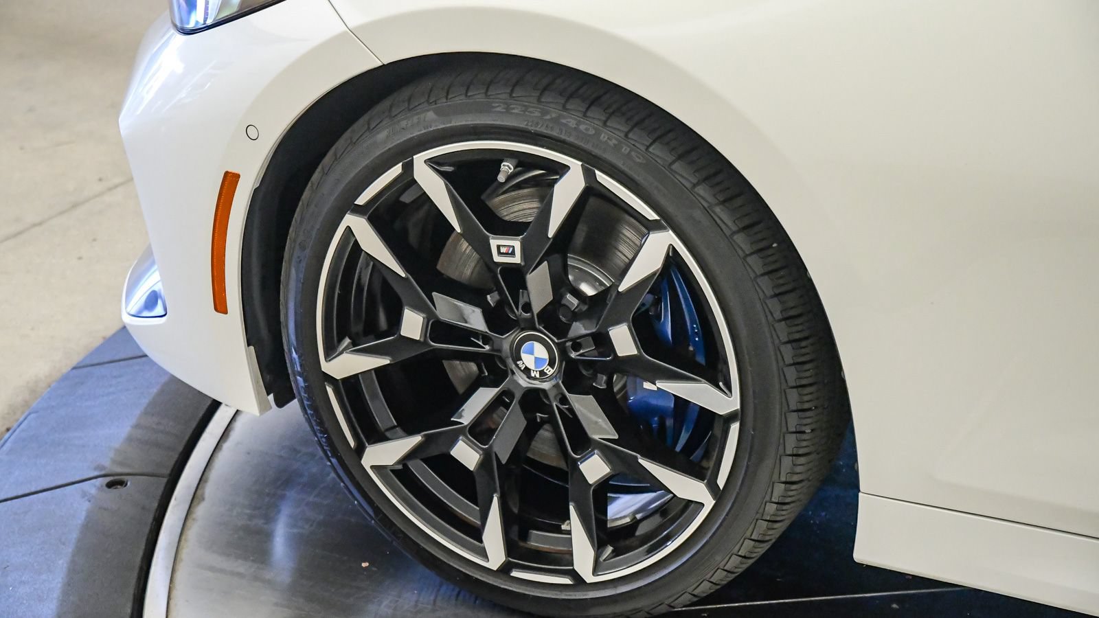 Used 2025 BMW M340i RWD image 10