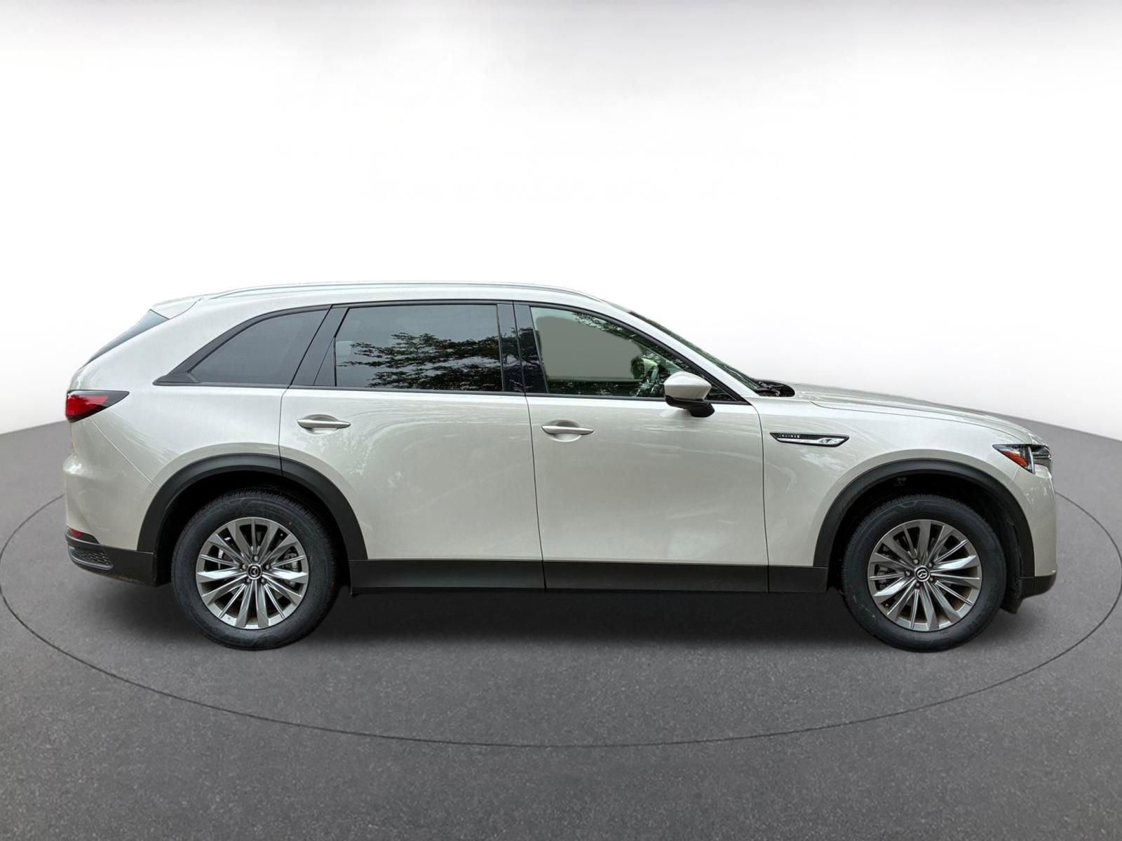 Used 2025 MAZDA CX-90 3.3 Turbo w/ Preferred Package image 8