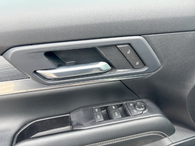 Used 2026 GMC Terrain Elevation FWD image 13