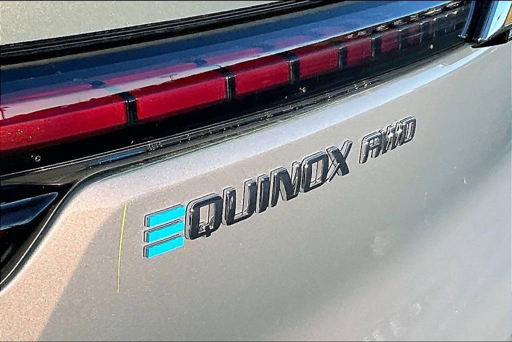 New 2026 Chevrolet Equinox EV LT image 10