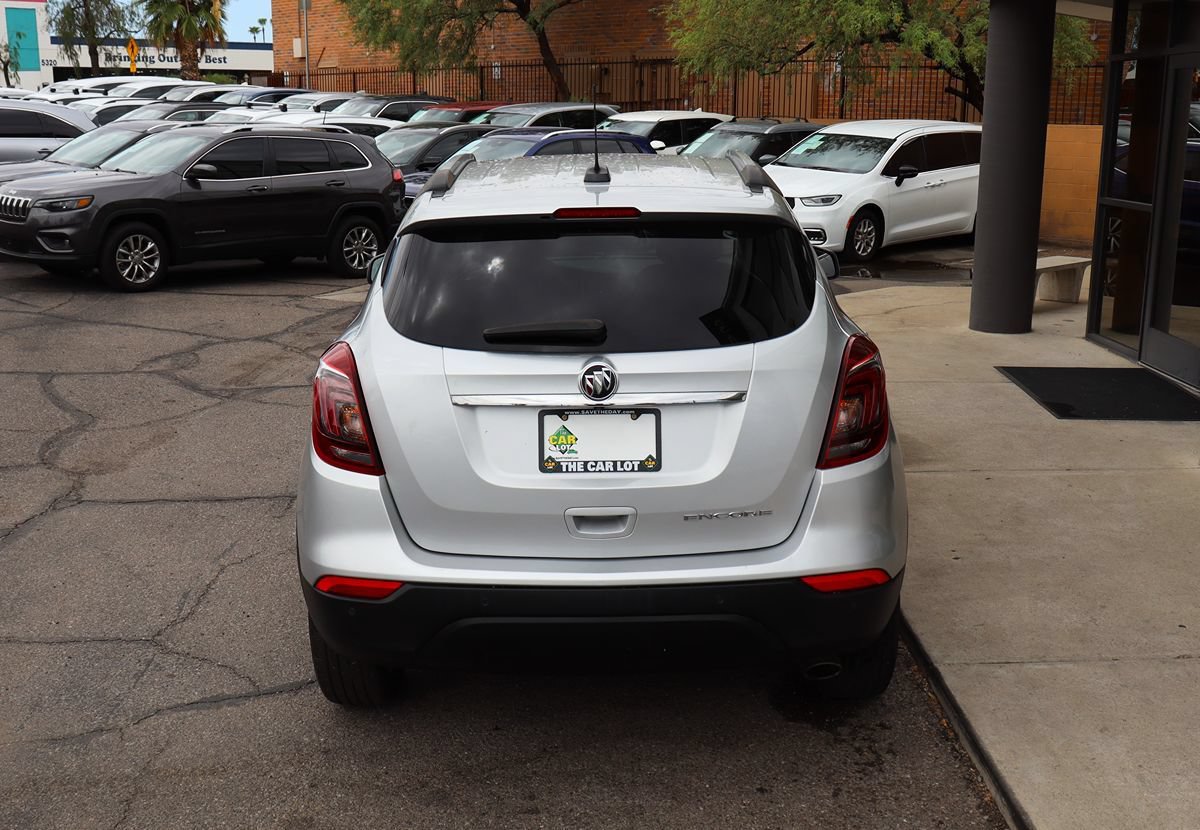 Used 2021 Buick Encore Preferred w/ Safety Package II FWD image 10