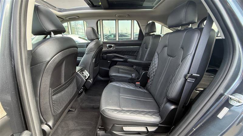 Used 2023 Kia Sorento SX Prestige AWD/4WD image 20